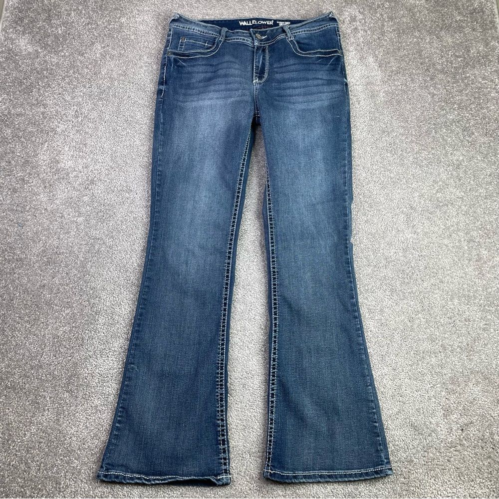 Wallflower Feisty Curvy Jeans Women's 11 Blue Bootcut Low Rise Dark Wash Stretch